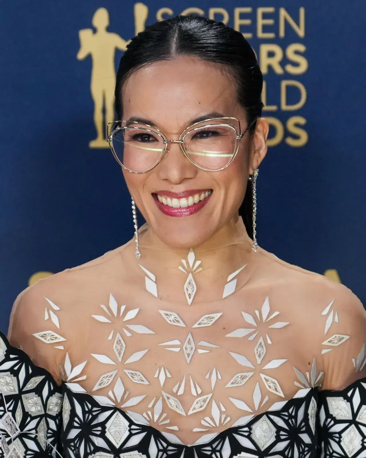 ALI WONG STILLS AT SCREEN ACTORS GUILD AWARDS 2024 IN LOS ANGELES 2